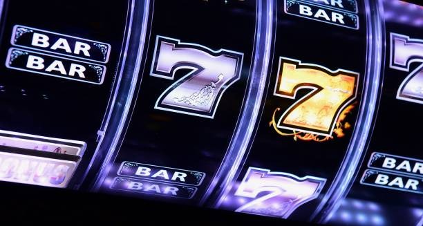 Live dealer at The Great Icescape blackjack table on 1win games mobile app